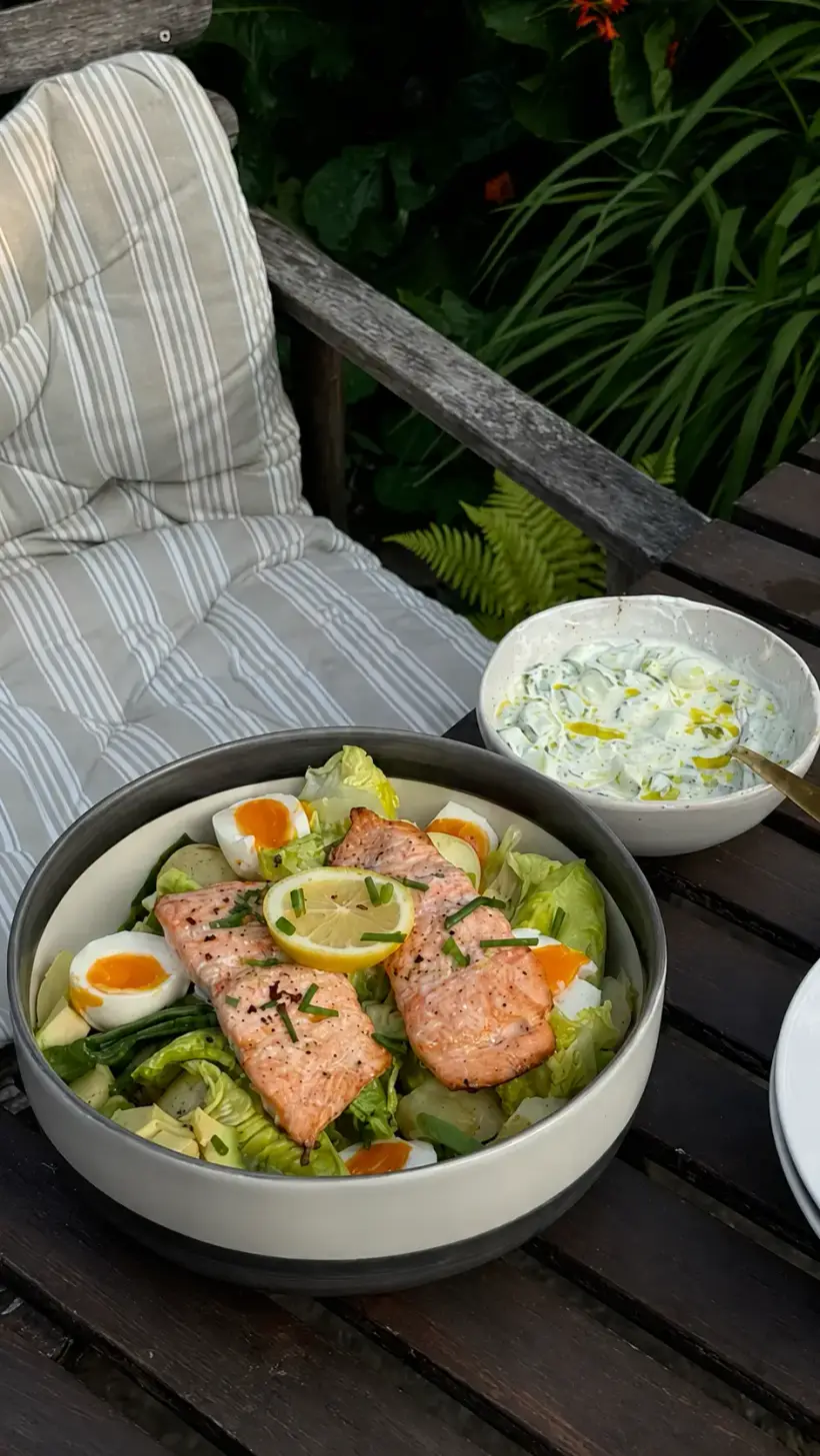 Salmon & greens